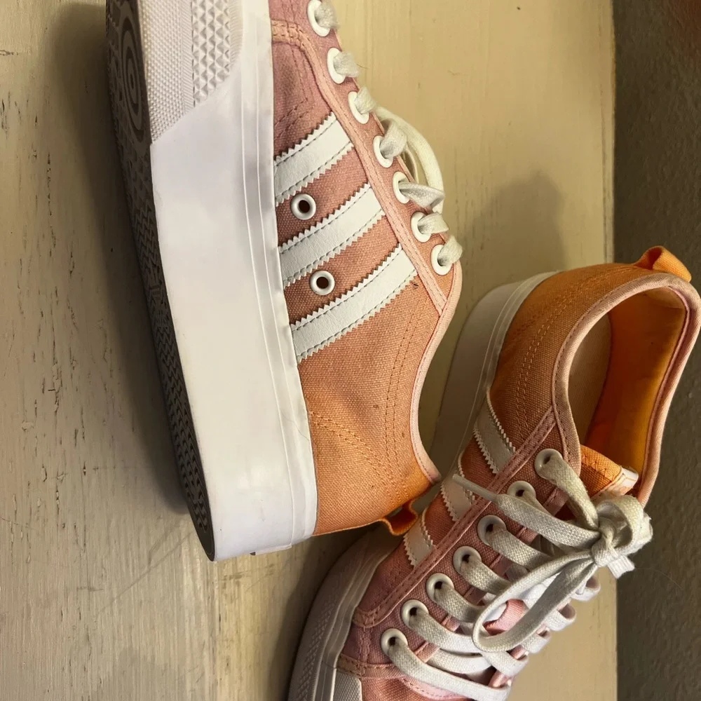 adidas Nizzah Originals Ombré Platform Sneaker